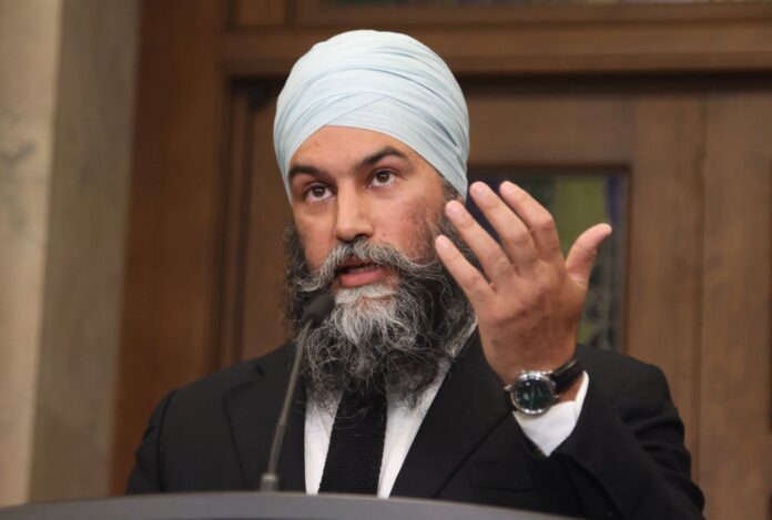 HECKLED VIDEO: Guy from convoy spinoff group of MP Michael Cooper called Jagmeet Singh a corrupted bastard at disrupted Terry Fox ceremony