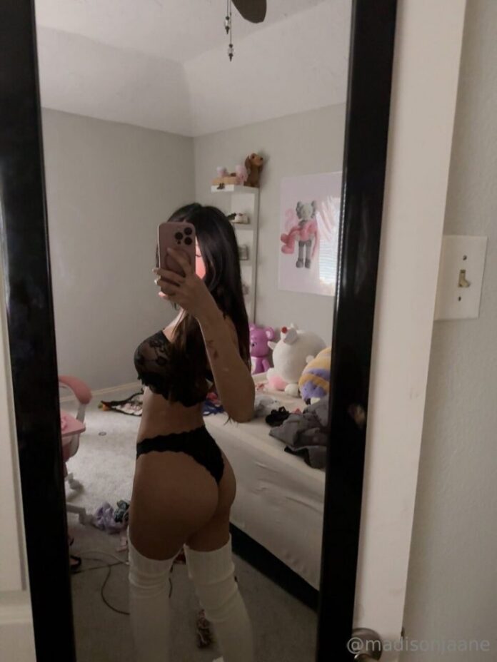 OnlyFans – Asian – Madisonjaane – Nude