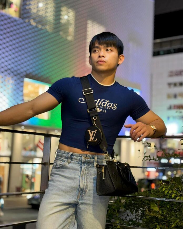 PHOTO: Filipinos mocked Carlo Yulo Caloy with gay jokes for wearing crop top outfit